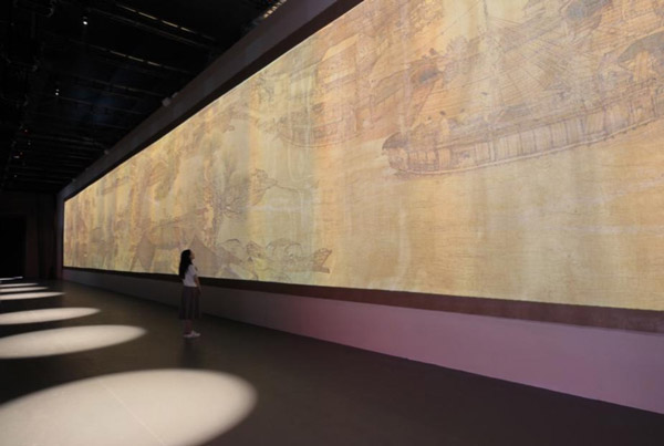 长36米，高4.8米的《清明上河图》巨幅互动长卷