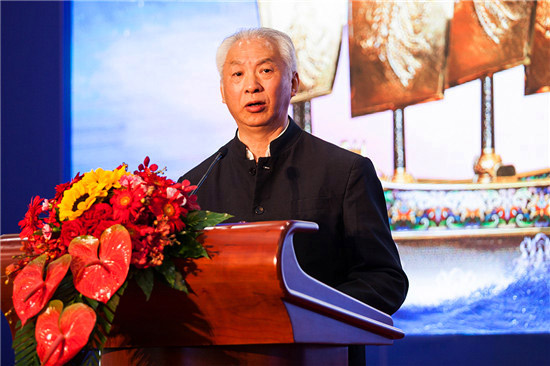 中国著名艺术品鉴定家蔡国声致辞并点评双国礼《友谊之船》