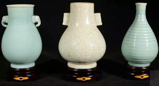 龙泉青瓷国礼瓶